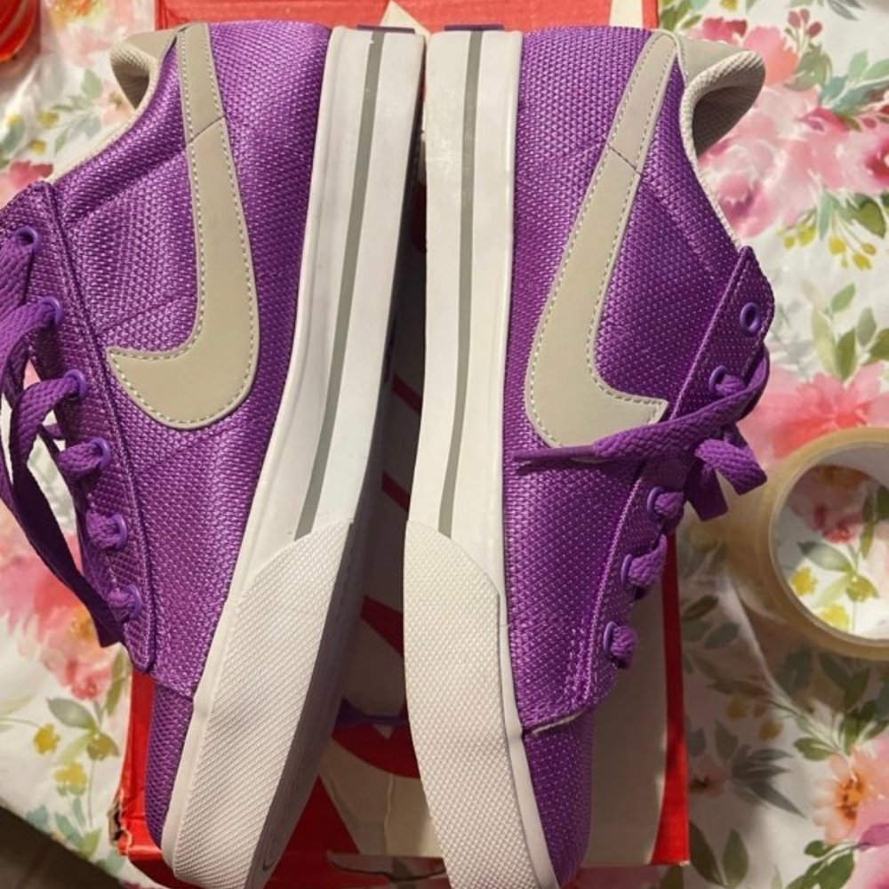 Nike Sweet Classic
